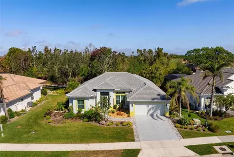 707 Petrel Way, Venice, FL 34285