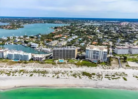 840 The Esplanade N #301, Venice, FL 34285