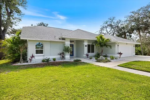 1358 Ewing St, Nokomis, FL 34275