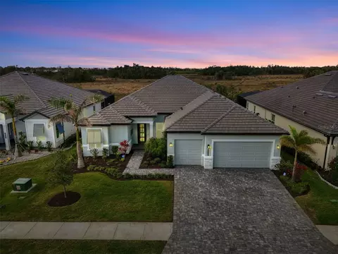 18135 Home Run Dr, Venice, FL 34293