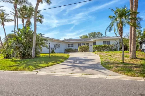 1220 Lakeside Dr, Venice, FL 34293