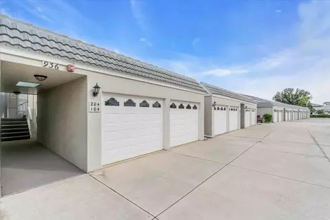 936 Capri Isles Blvd #104, Venice, FL 34292