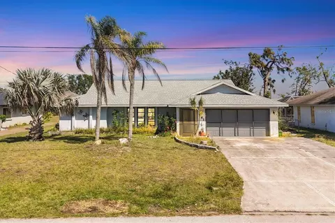 221 Mark Twain Ln, Rotonda West, FL 33947