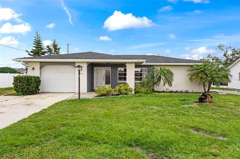 427 Canterbury Rd, Venice, FL 34293