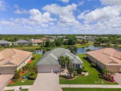5550 Rock Dove Dr, Sarasota, FL 34241