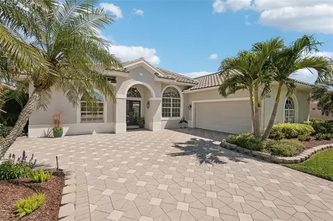614 Pond Willow Ln, Venice, FL 34292