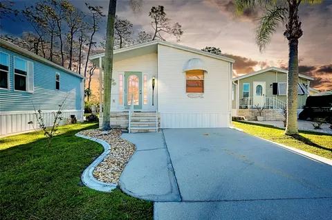 223 Lancer Dr, Nokomis, FL 34275