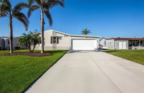 6037 Shearwater Dr, Englewood, FL 34224
