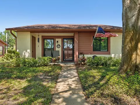 7515 Greystone Dr, Hudson, FL 34667