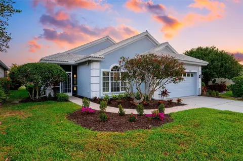 1717 Dogleg Dr, Venice, FL 34285