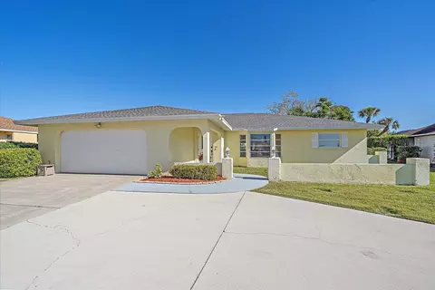 1003 N Gondola Dr, Venice, FL 34293