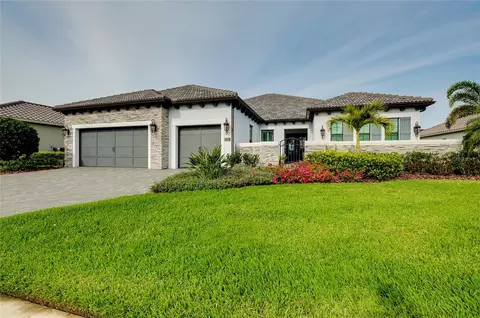 265 Bocelli Dr, Nokomis, FL 34275