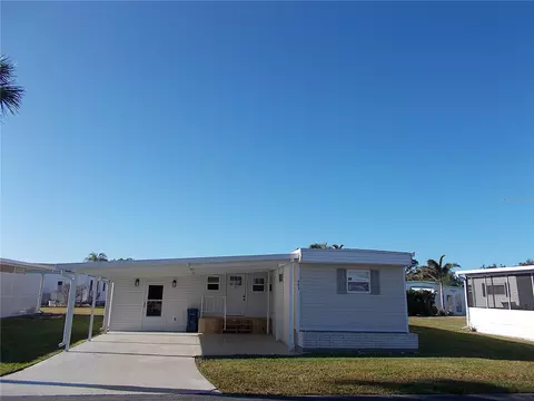 443 Spruce Ave, Venice, FL 34285