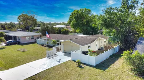 1211 Laurel Ave, Venice, FL 34285