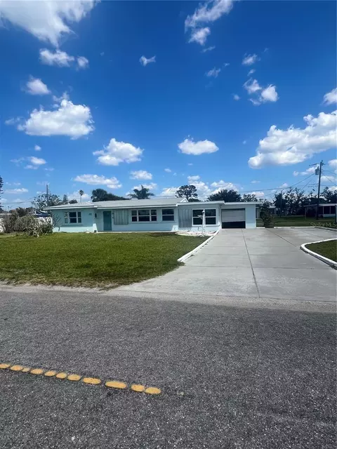 4761 Lemon Bay Dr, Venice, FL 34293