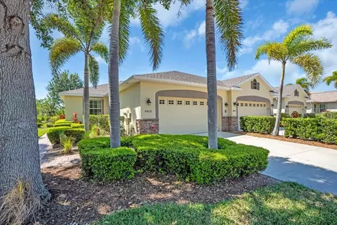 9413 Carnaby Dr, Venice, FL 34293