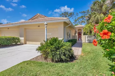 121 Auburn Woods Cir, Venice, FL 34292