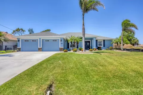 194 Sportsman Rd, Rotonda West, FL 33947