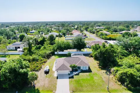 2245 Clovelon St, North Port, FL 34291