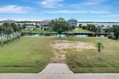 10444 Marion St, Englewood, FL 34224