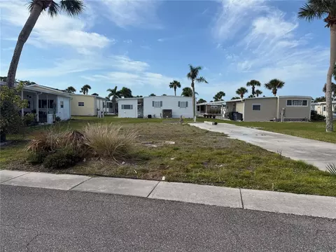 620 Delphinium Dr, Venice, FL 34293 photo 1