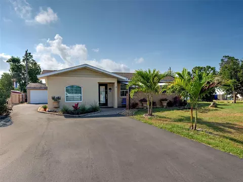 971 Leeward Rd, Venice, FL 34293