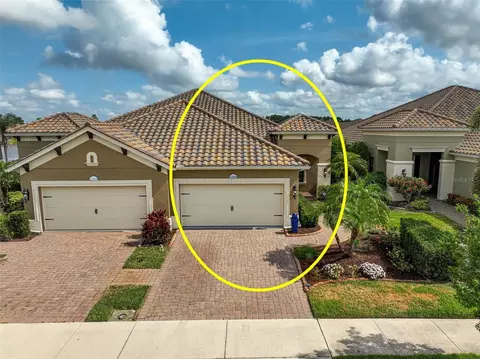 11648 Okaloosa Dr, Venice, FL 34293