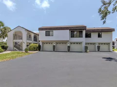 800 Capri Isles Blvd #124, Venice, FL 34292
