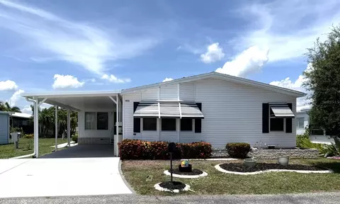 453 Sharks Pt, North Port, FL 34287
