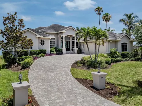 333 Sunrise Dr, Nokomis, FL 34275