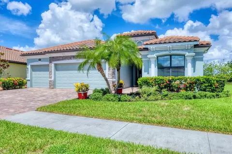 20235 Granlago Dr, Venice, FL 34293