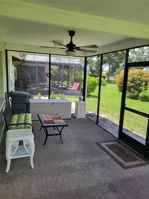 Exterior - 482 Pendleton Pl, Venice, FL 34292 photo 4 of 10