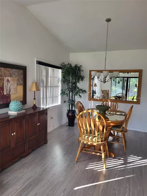Dining - 482 Pendleton Pl, Venice, FL 34292 photo 1 of 2