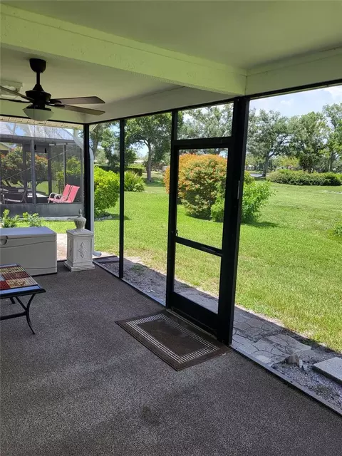 Exterior - 482 Pendleton Pl, Venice, FL 34292 photo 6 of 10