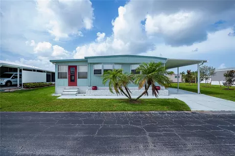 527 Walnut Cir, Venice, FL 34285