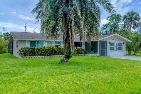 386 Nightingale Rd, Venice, FL 34293