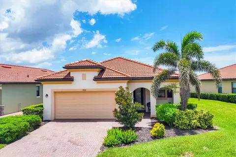 10061 Cozy Grove Dr, Venice, FL 34293