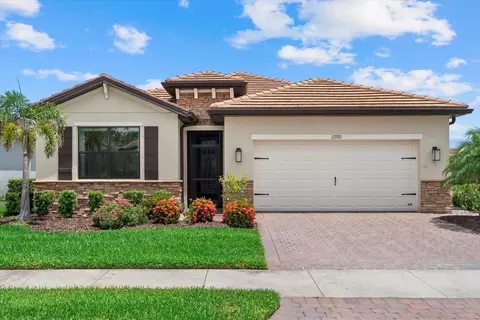 11970 Lovegrass St, Venice, FL 34293