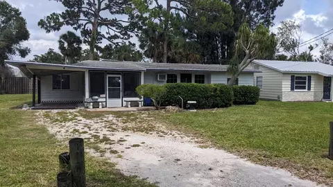 444 Washington Ave, Osprey, FL 34229