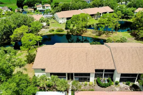 650 Bird Bay Dr E #203, Venice, FL 34285