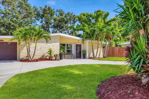 636 Cadiz Rd, Venice, FL 34285