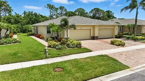 29660 Ontario Ct, Englewood, FL 34223