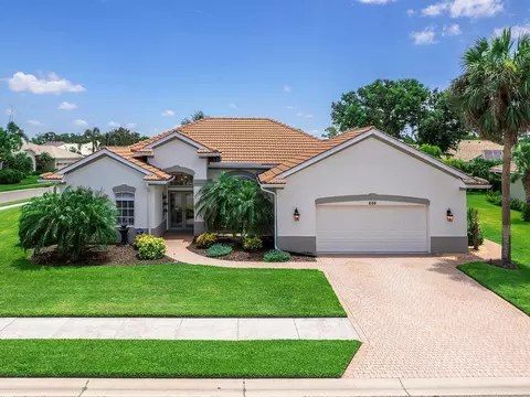 686 Sawgrass Bridge Rd, Venice, FL 34292