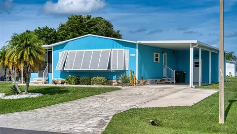 6269 Parakeet Rd, Englewood, FL 34224