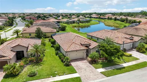 12611 Richezza Dr, Venice, FL 34293