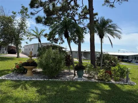 231 Inner Dr E, Venice, FL 34285 photo 12