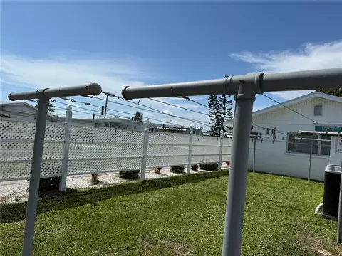 231 Inner Dr E, Venice, FL 34285 photo 9