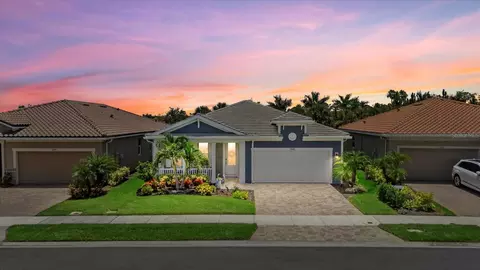 11981 Bohemian Pl, Venice, FL 34293