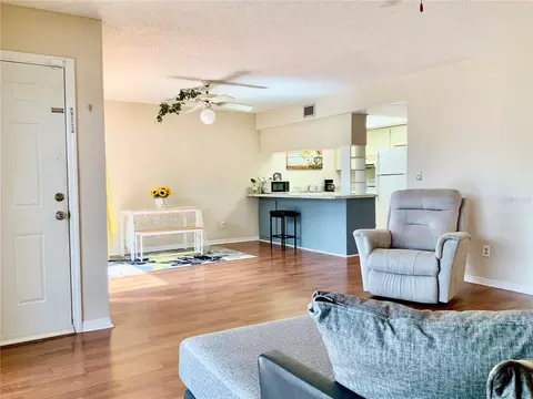 5554 Swift Rd #2, Sarasota, FL 34231