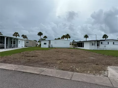630 Gloriosa Dr, Venice, FL 34293